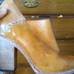 Freebird by Steven Booties